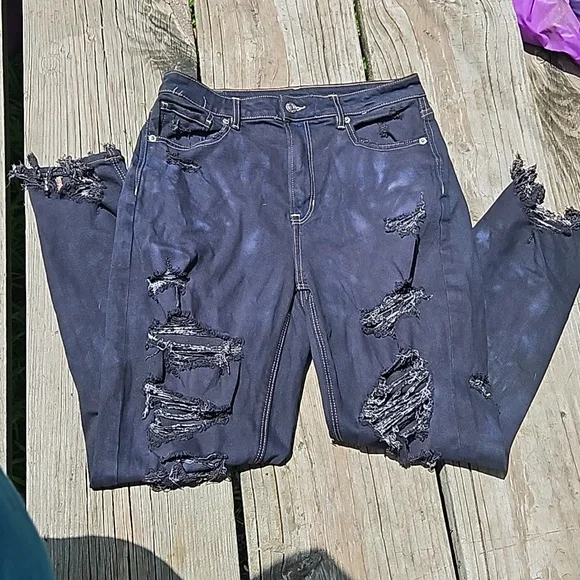 American Eagle Faded Black Stretch Mom Jeans - Picture 2 of 8